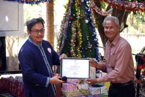 mvbmc39c-Christmas23