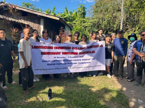 lhcs25-13-help-man-Doi-Saket